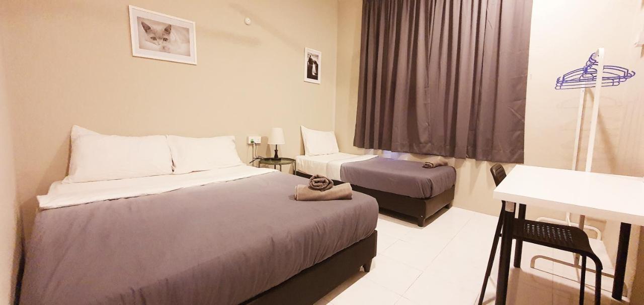 Penginapan4U Near Gurney Paragon George Town Buitenkant foto