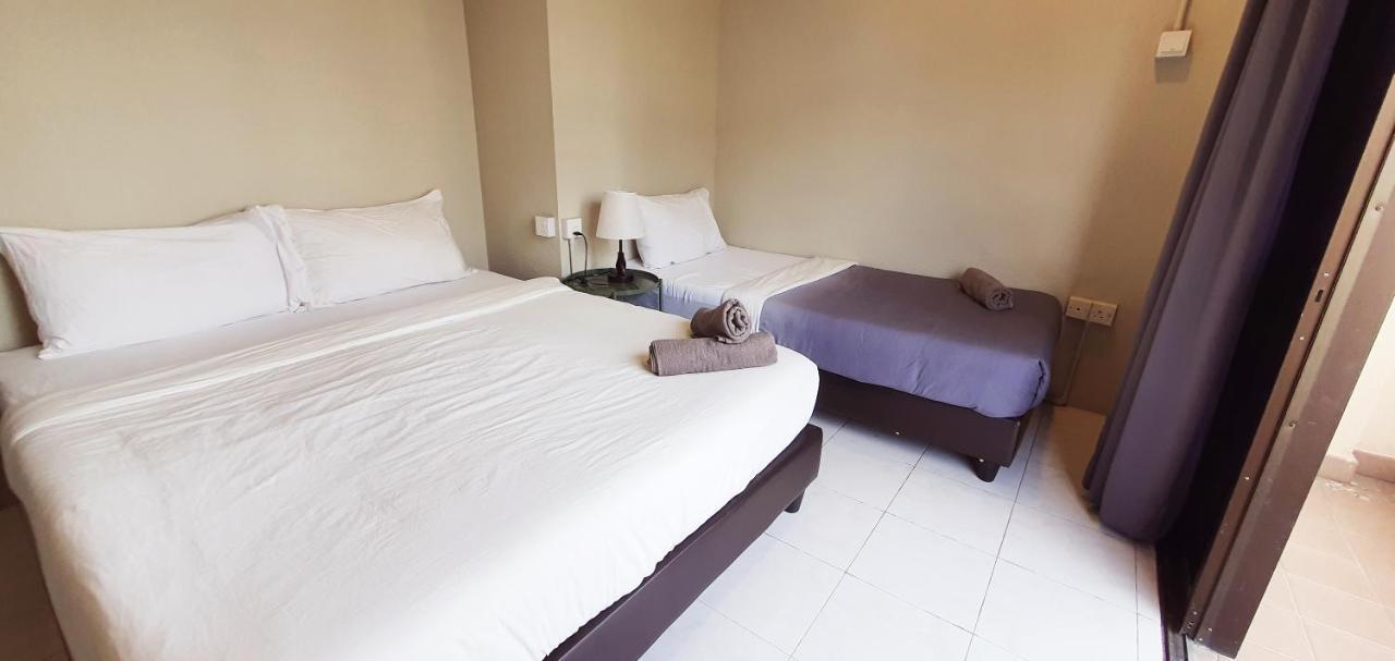 Penginapan4U Near Gurney Paragon George Town Buitenkant foto